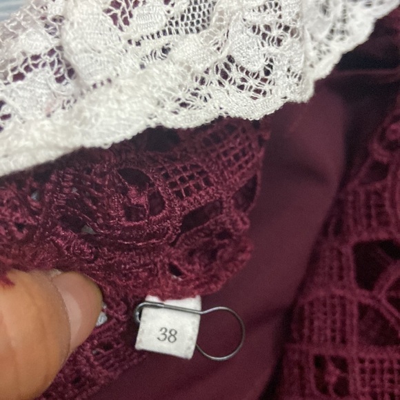 Sandro NWOT Helian Lace Long Sleeve Bordeaux Dress Size 38 - Picture 6 of 11